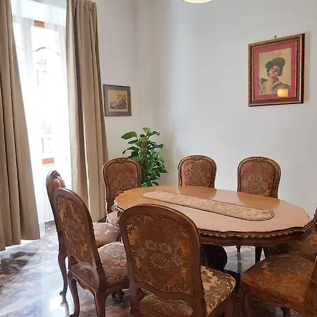Al Colosseo Apartament